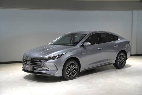 BYD KING 1.5 DM-I PHEV GS AUTOMÁTICO BYD KING 1.5 DM-I PHEV GS AUTOMÁTICO